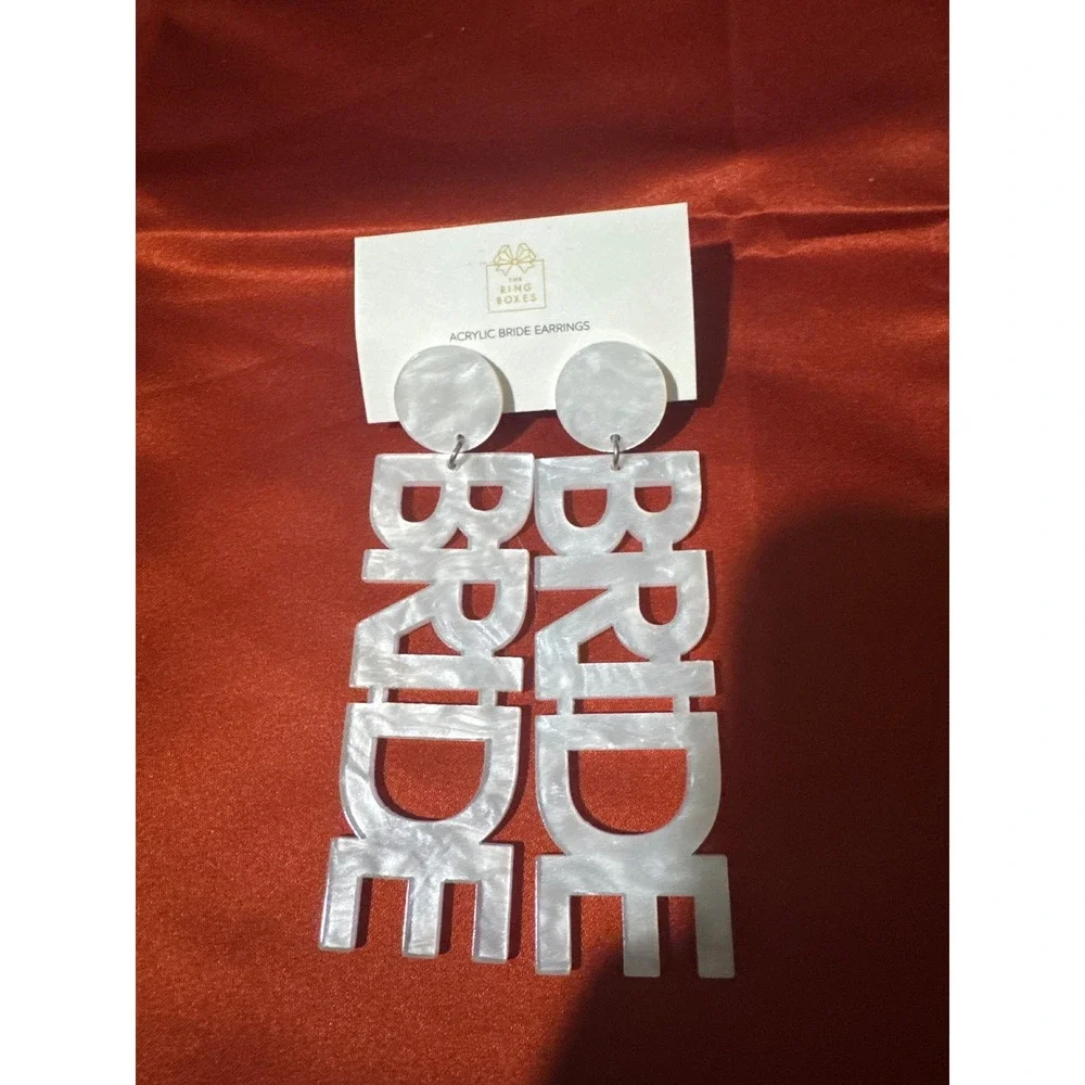 the ring box brand new